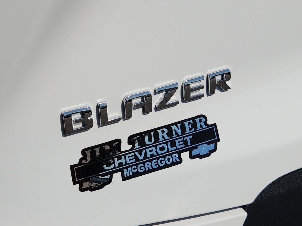 New 2026 Chevrolet Blazer LT w/ Sound & Technology Package FWD image 8