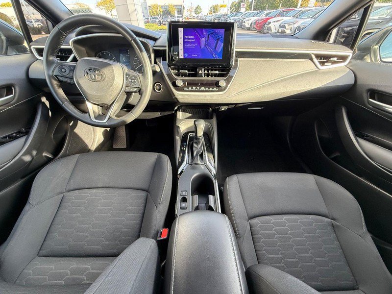 Used 2023 Toyota Corolla SE FWD image 12