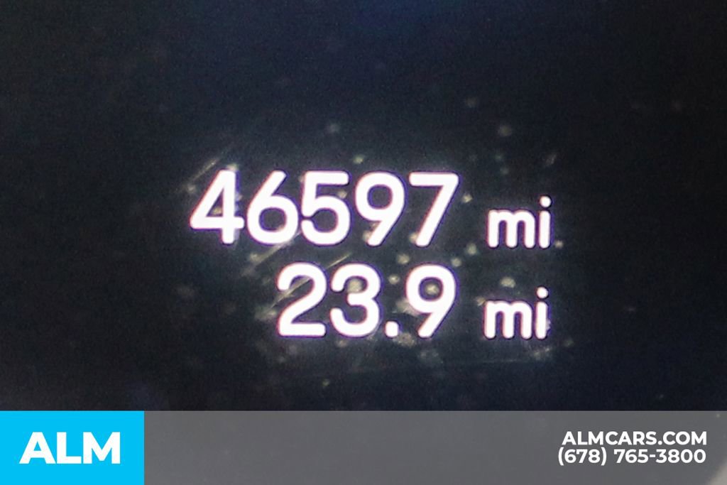 Used 2023 Porsche Cayenne S Platinum w/ Premium Package Plus image 39