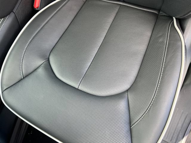 New 2027 Chrysler Pacifica Limited FWD image 11