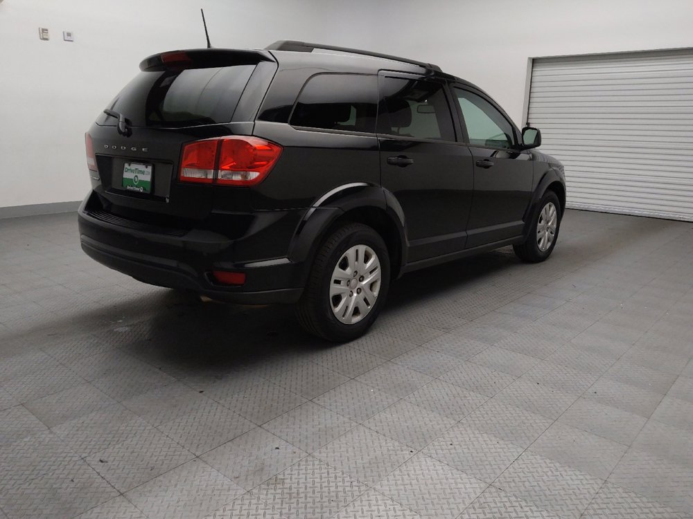 Used 2019 Dodge Journey SE image 9