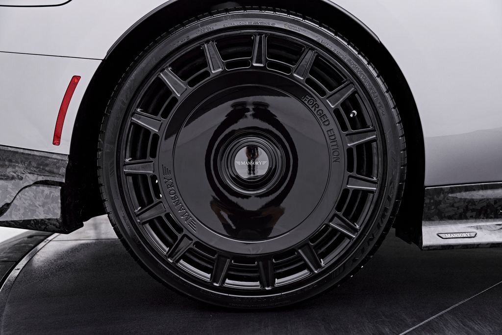 Used 2025 Rolls-Royce Spectre Black Badge AWD/4WD image 41
