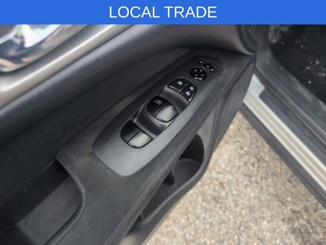 Used 2016 Nissan Pathfinder SV w/ SV Cold Weather Package image 16