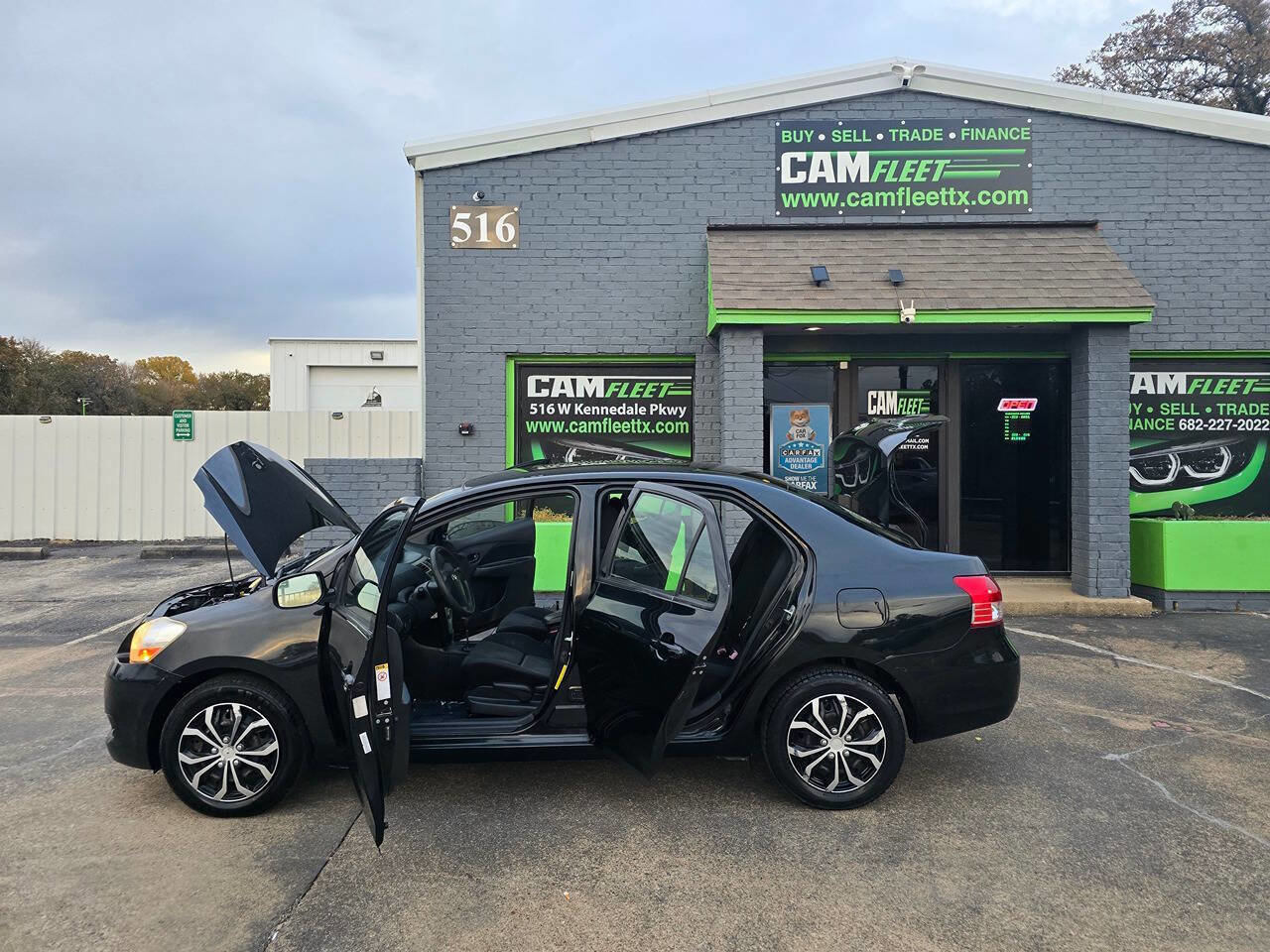 Used 2012 Toyota Yaris Sedan image 40