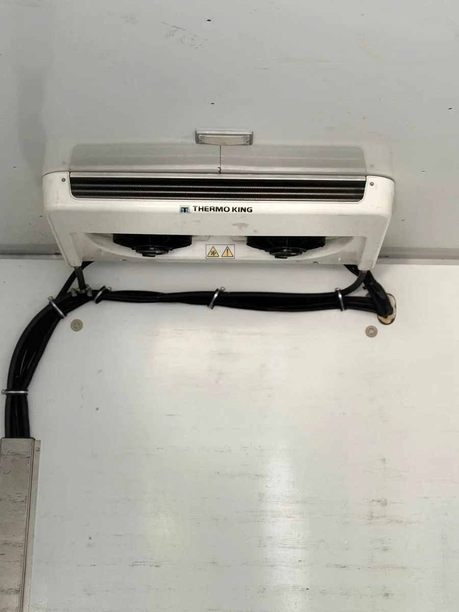 Used 2019 GMC Savana 3500 w/ Power Convenience Package RWD image 18
