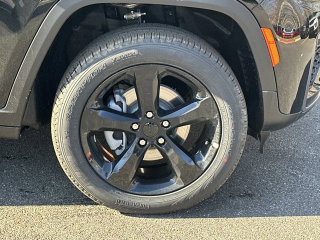 New 2026 Jeep Grand Cherokee Limited image 14