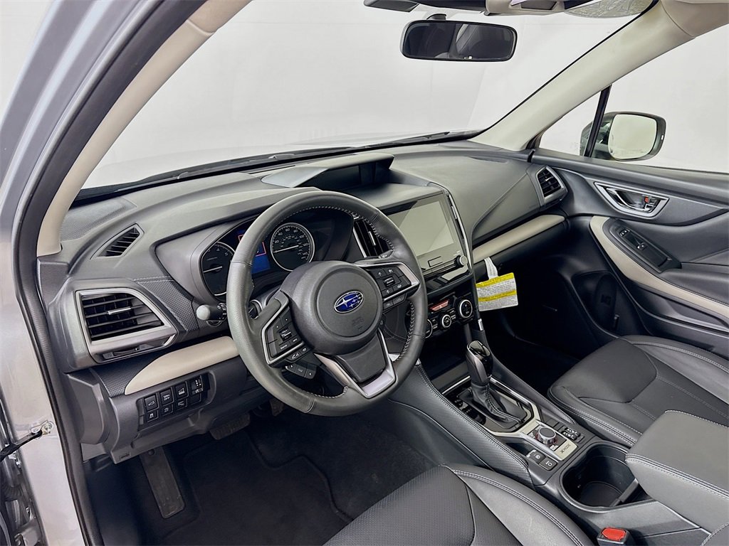 Used 2024 Subaru Forester Limited image 17
