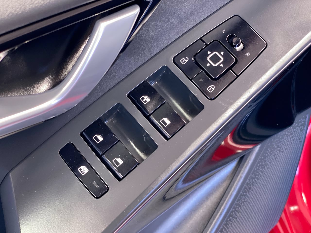 Certified 2023 Kia Niro Wind FWD image 18