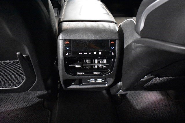 Used 2025 Jeep Grand Cherokee Summit image 29