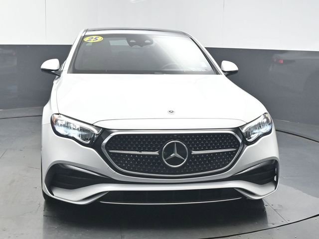 Used 2025 Mercedes-Benz E 350 Sedan image 3