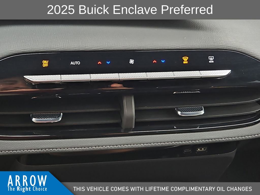 Used 2025 Buick Enclave Preferred image 27