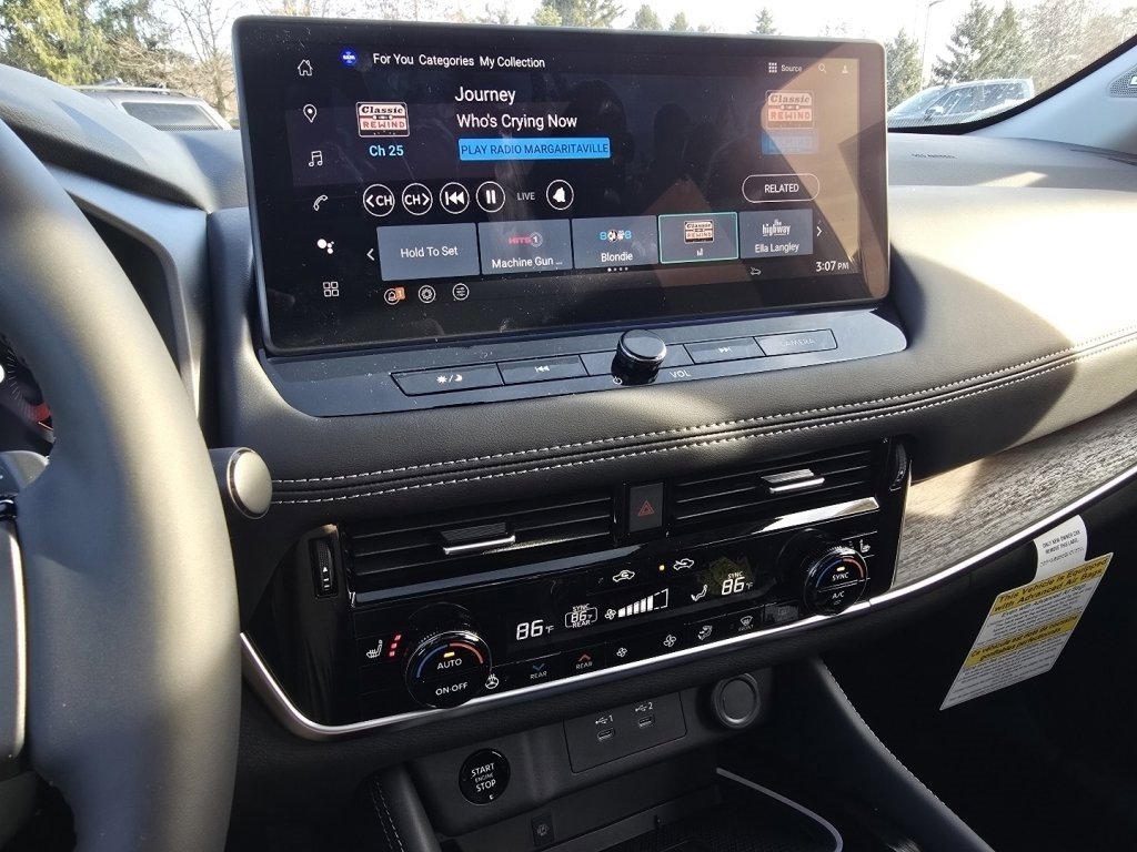 New 2026 Nissan Rogue Platinum w/ Platinum Premium Package image 17