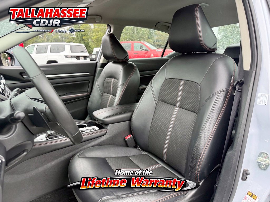 Used 2024 Nissan Altima 2.5 SR AWD/4WD image 18