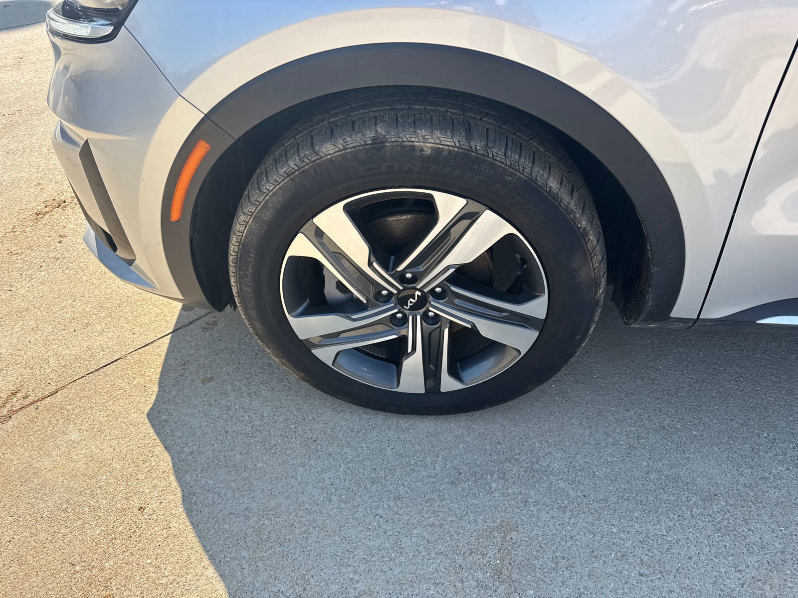 Used 2023 Kia Sorento SX Prestige image 11