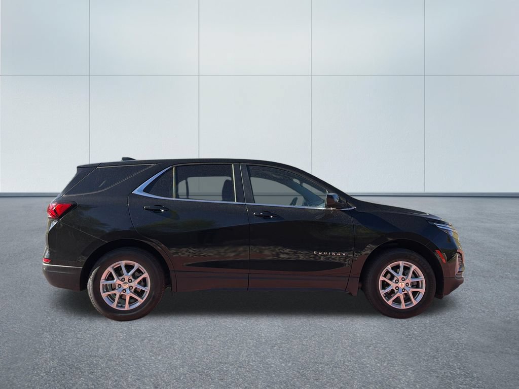 Used 2024 Chevrolet Equinox LT AWD/4WD image 9