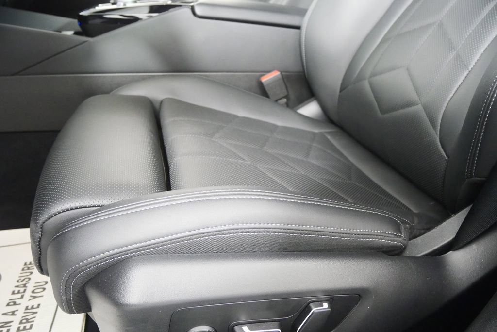 Certified 2026 BMW 530i RWD image 9
