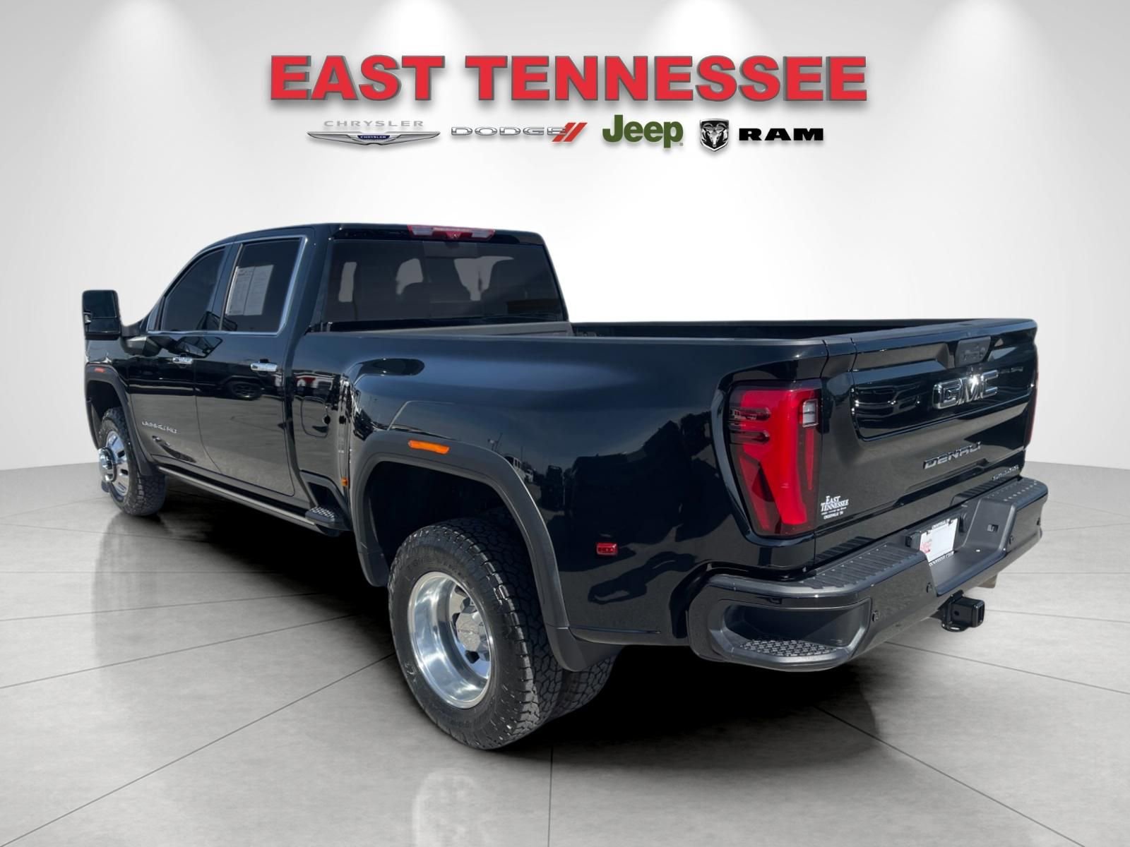 Used 2024 GMC Sierra 3500 Denali Ultimate image 5