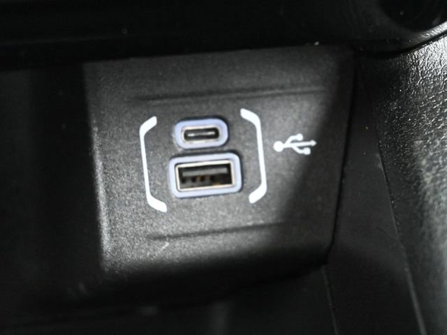 Used 2025 Jeep Compass Sport image 26