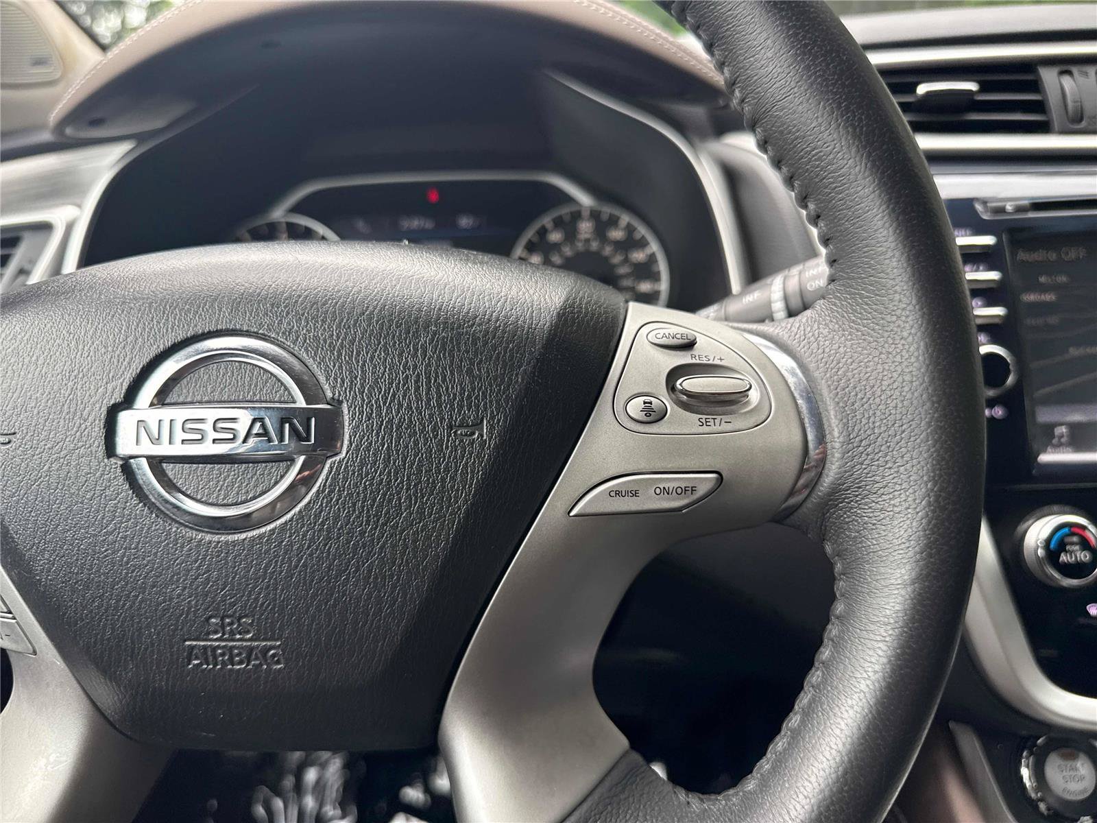 Used 2016 Nissan Murano Platinum w/ Platinum Technology Package FWD image 19