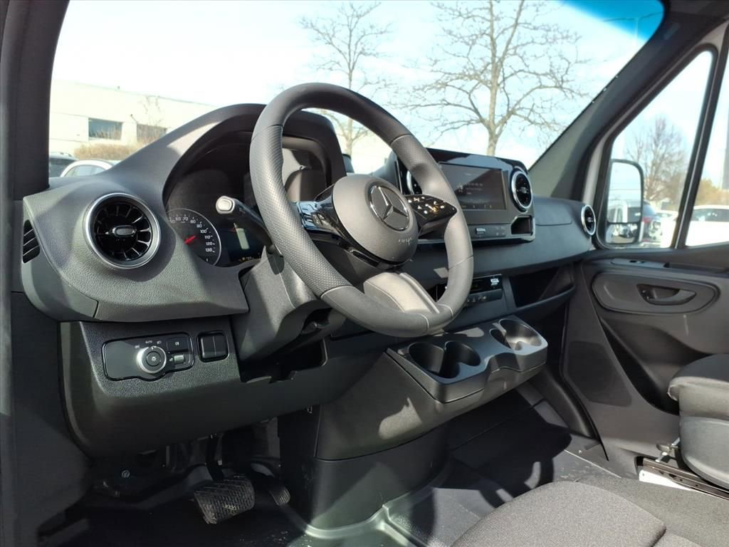New 2026 Mercedes-Benz Sprinter 2500 image 13