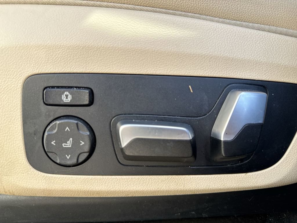 Used 2019 BMW X3 sDrive30i image 12