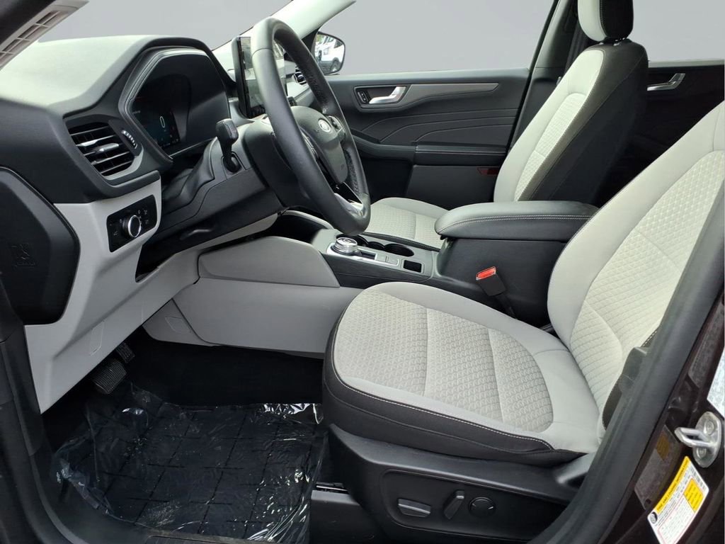 Used 2023 Ford Escape Active w/ Tech Pack #2 image 26
