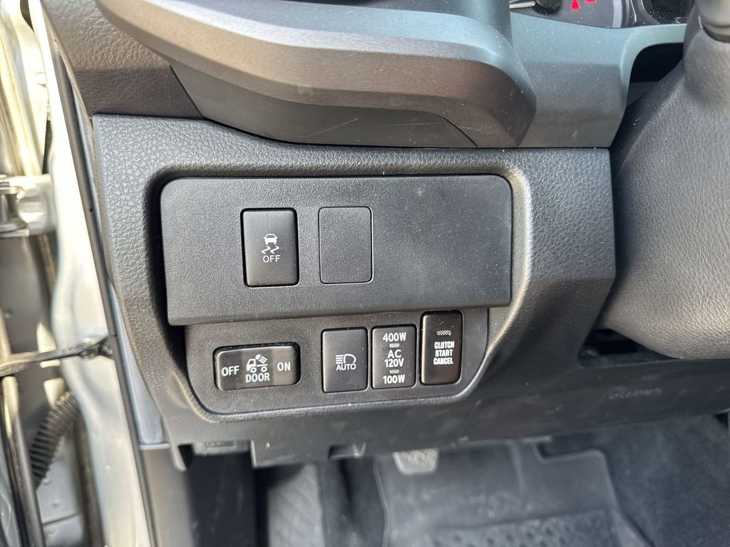 Used 2022 Toyota Tacoma TRD Off-Road image 22