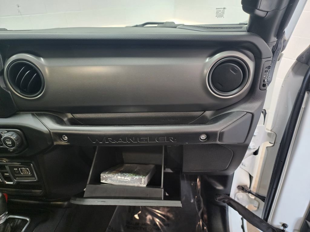 Used 2023 Jeep Wrangler Sport S w/ Cold Weather Group image 31