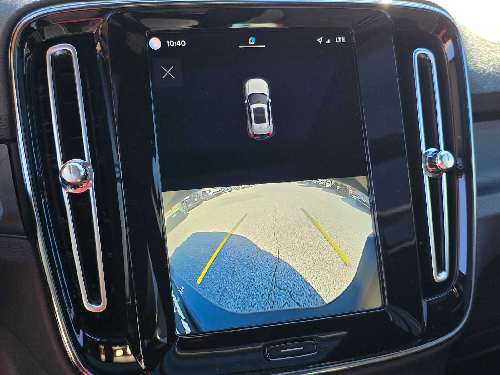 Certified 2023 Volvo XC40 Recharge Plus w/ Protection Package Premier AWD/4WD image 27