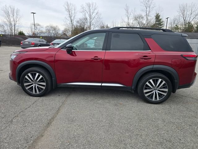 Used 2022 Nissan Pathfinder Platinum image 6