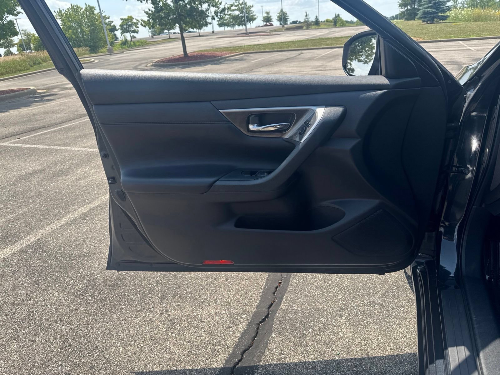 Used 2015 Nissan Altima 2.5 SL FWD image 14