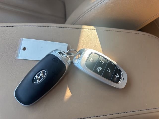 Used 2021 Hyundai Sonata Limited image 18