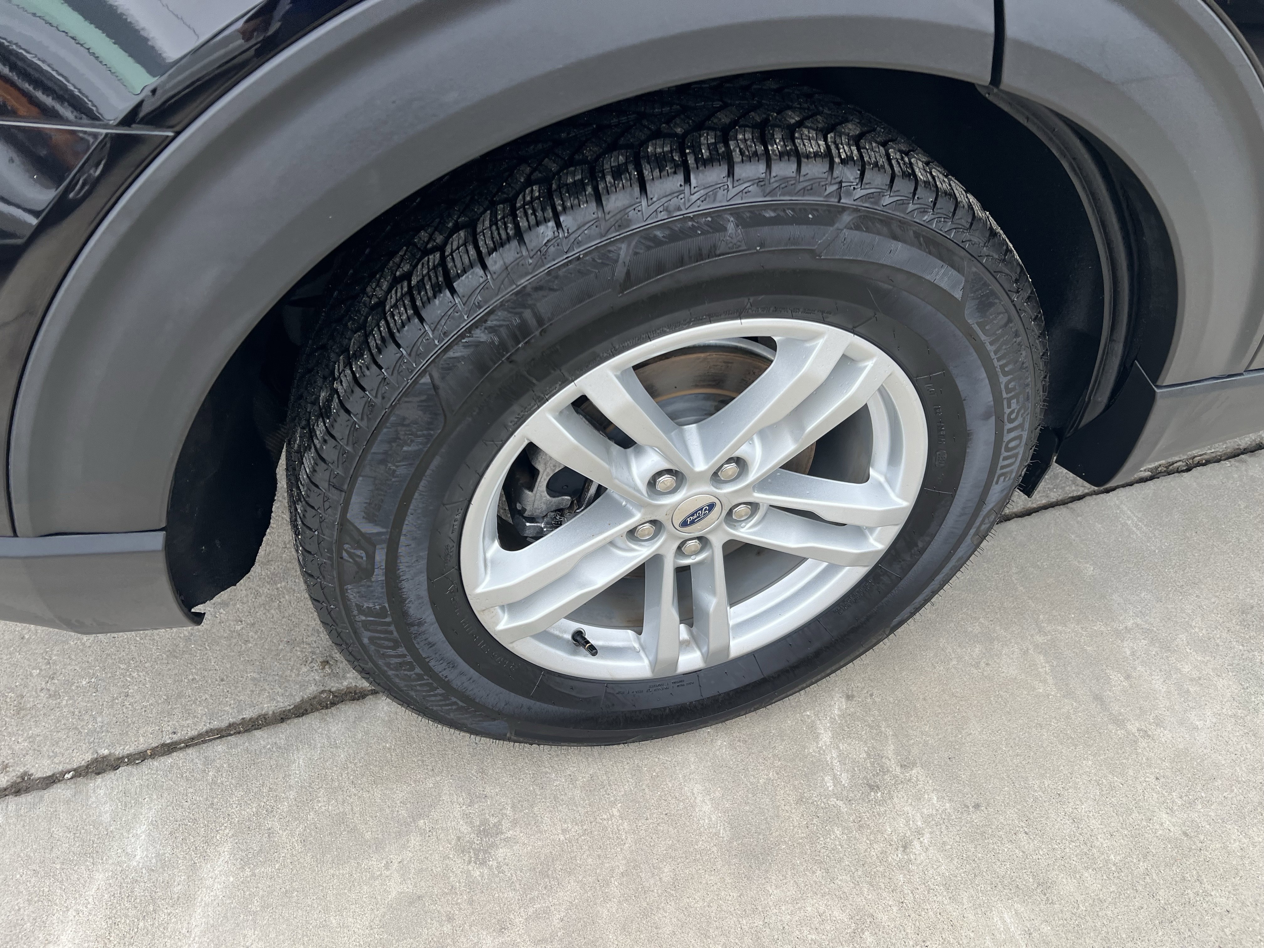 Used 2020 Ford Explorer XLT image 8