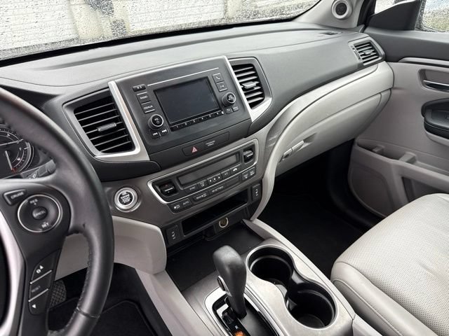 Used 2017 Honda Ridgeline RTL image 13