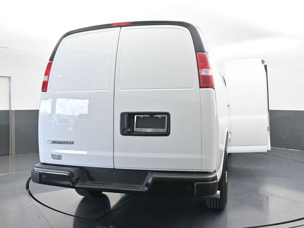 New 2025 Chevrolet Express 3500 Extended w/ Driver Convenience Package RWD image 65