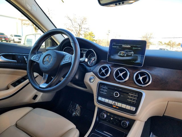 Used 2019 Mercedes-Benz GLA 250 4MATIC image 13