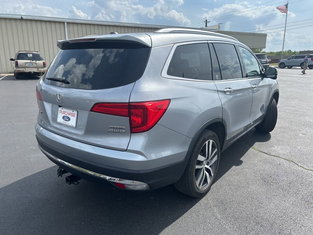 Used 2017 Honda Pilot Touring image 7