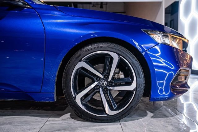 Used 2019 Honda Accord Sport image 32