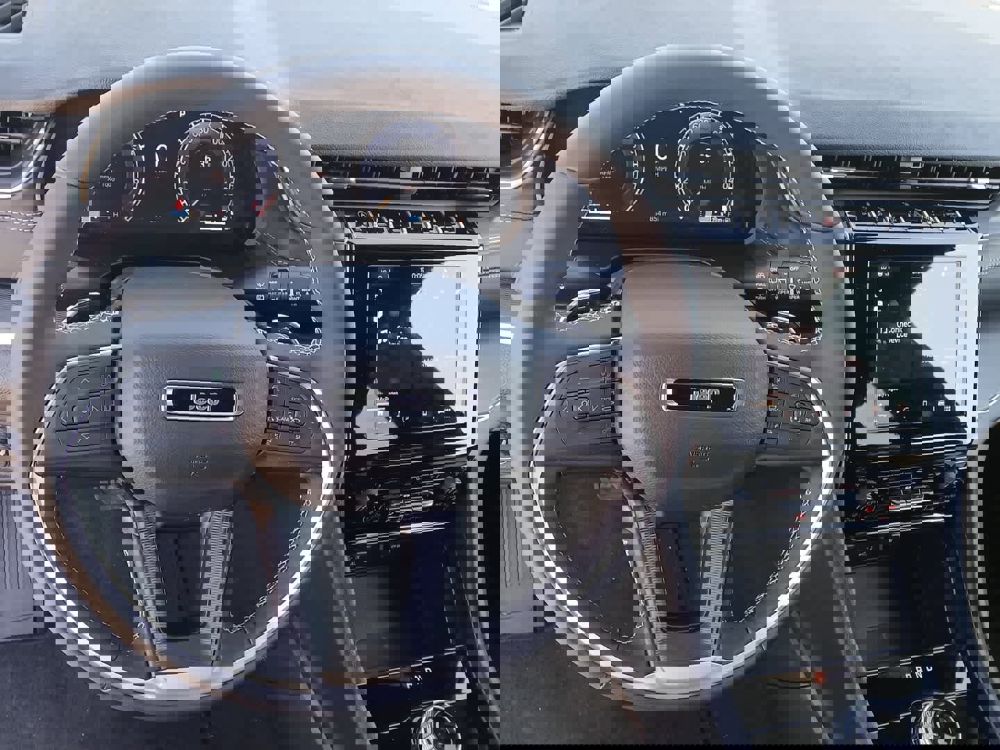 New 2025 Jeep Grand Cherokee Laredo X w/ Luxury Tech Group I image 25