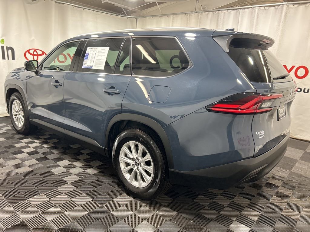 Used 2025 Toyota Grand Highlander AWD image 5