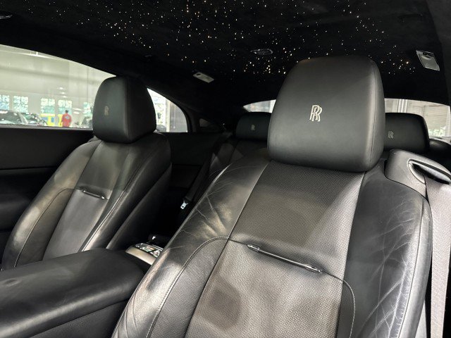 Used 2014 Rolls-Royce Wraith image 44