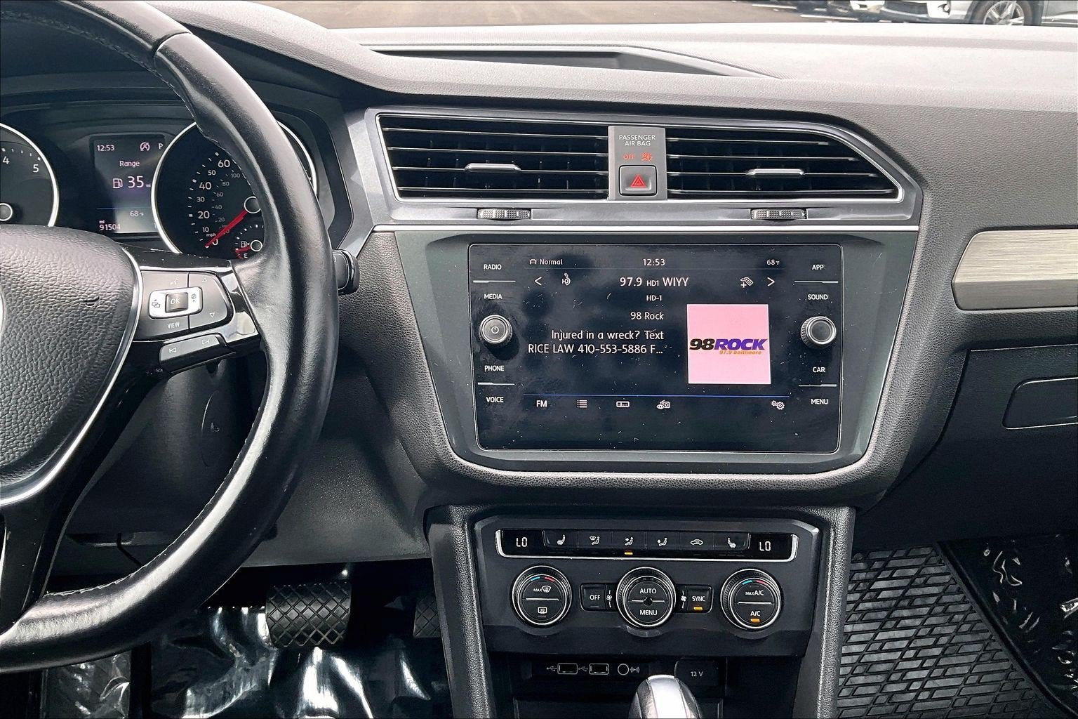 Used 2019 Volkswagen Tiguan SE AWD/4WD image 6