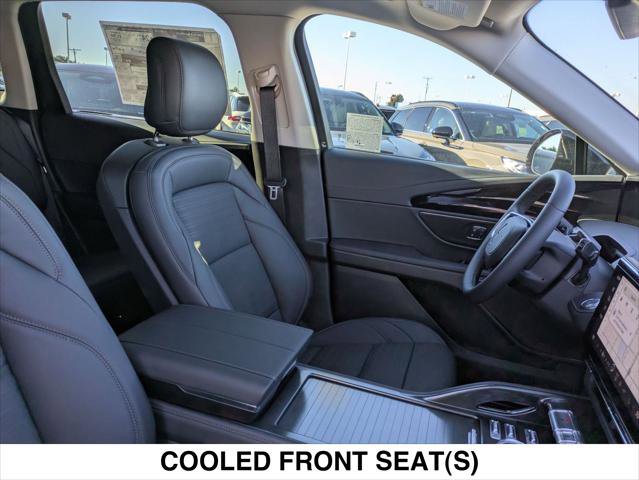 New 2026 Lincoln Nautilus Reserve w/ Jet Appearance Package AWD/4WD image 14