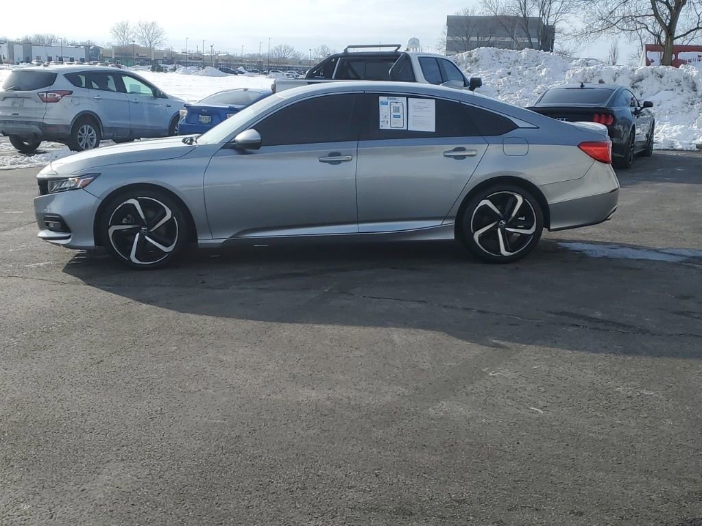 Used 2020 Honda Accord Sport image 4