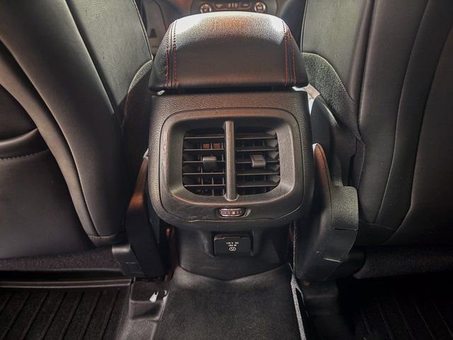 Used 2017 Jeep Cherokee Trailhawk image 22