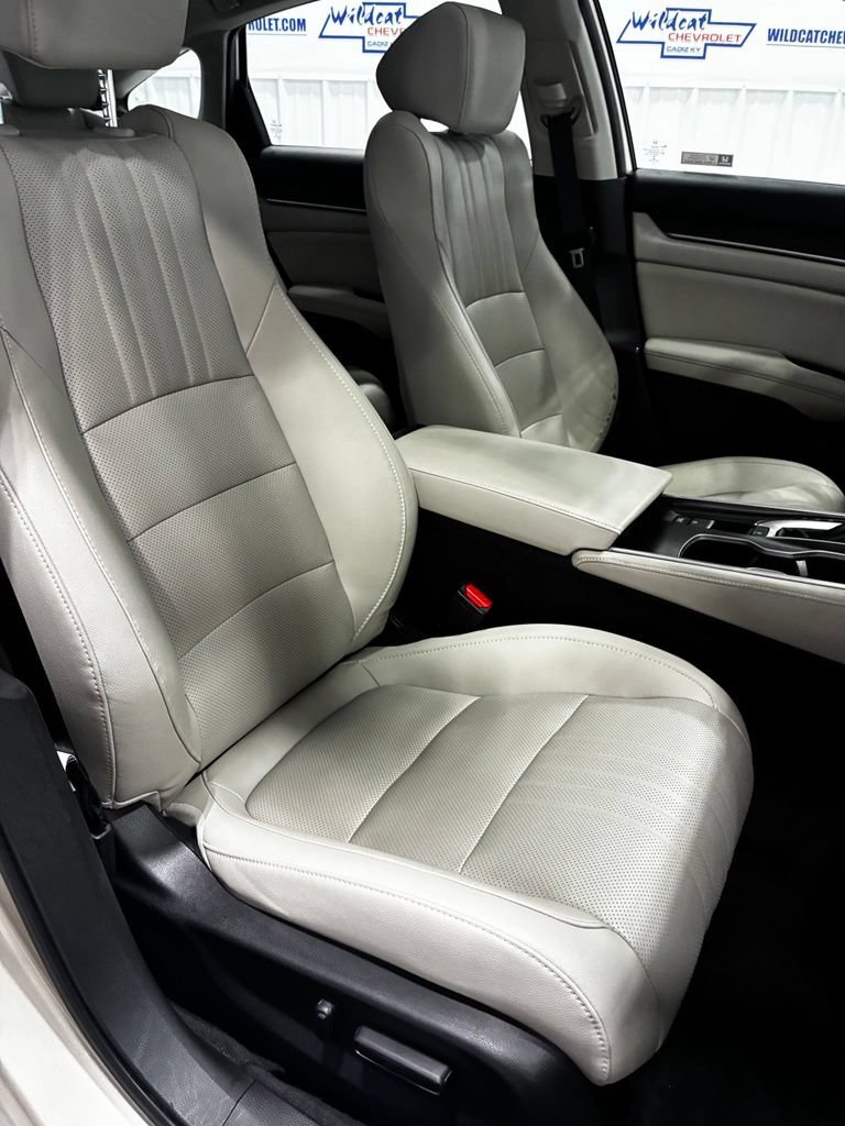 Used 2019 Honda Accord EX-L image 41
