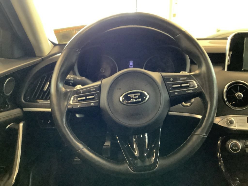 Used 2019 Kia Stinger AWD/4WD image 7