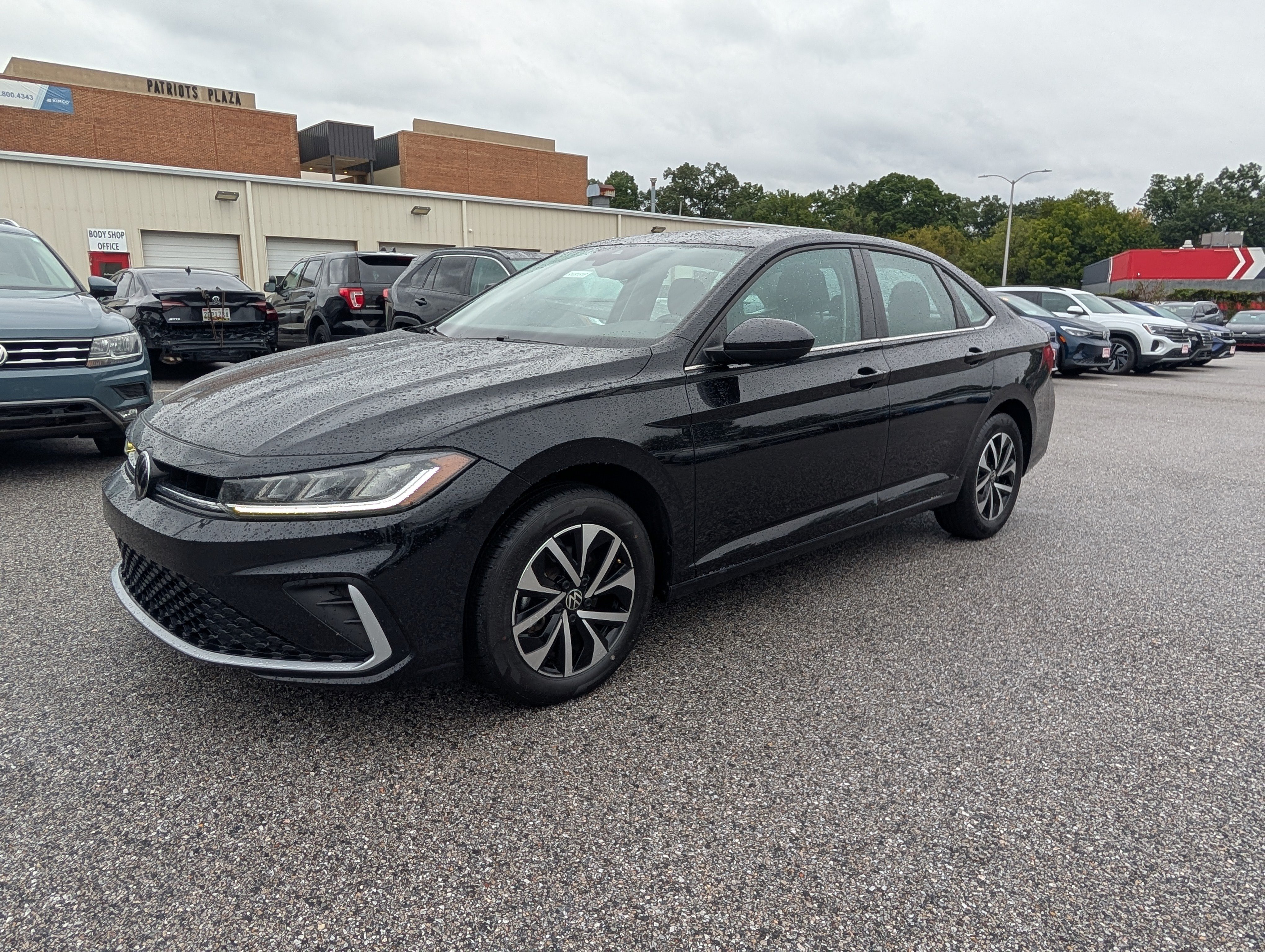 Used 2025 Volkswagen Jetta S FWD image 7