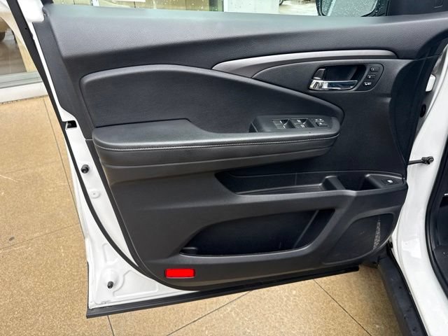 Used 2023 Honda Ridgeline RTL image 13