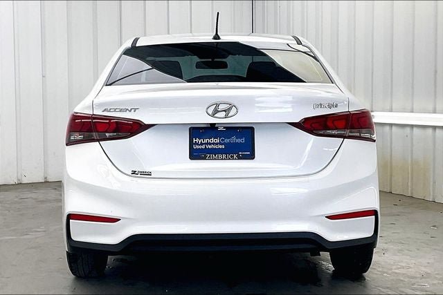 Certified 2022 Hyundai Accent SE FWD image 4